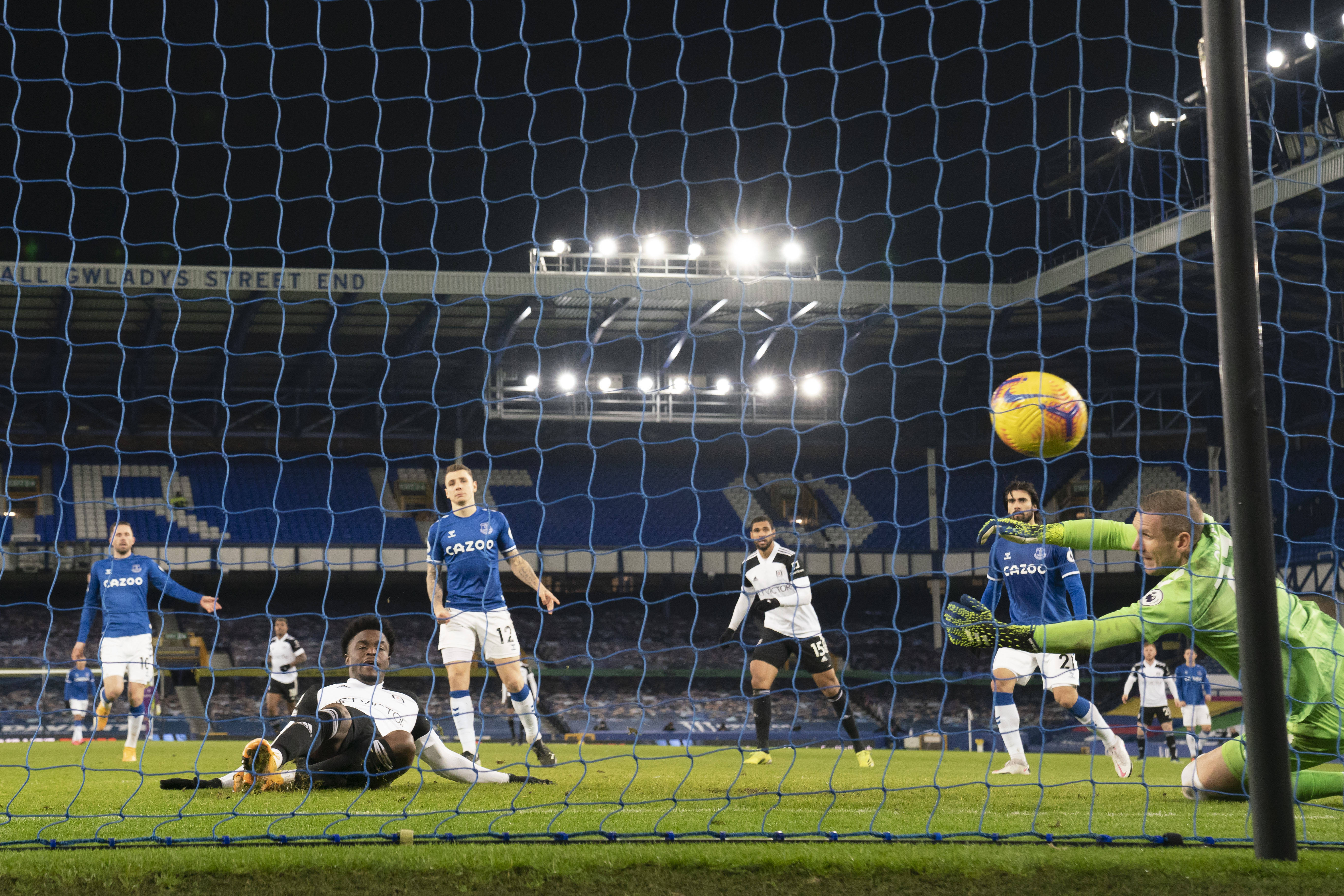 服了场上观 服了场上观