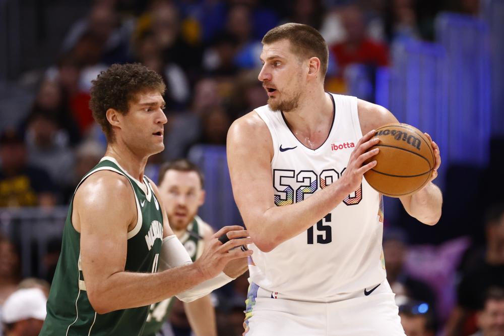 中失分惨重 中失分惨重