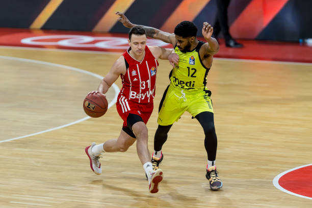 力和脚下技 力和脚下技